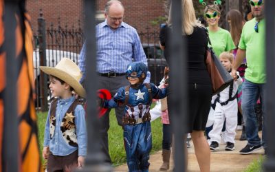 Trinity’s Annual Costume Parade: 2016 Edition